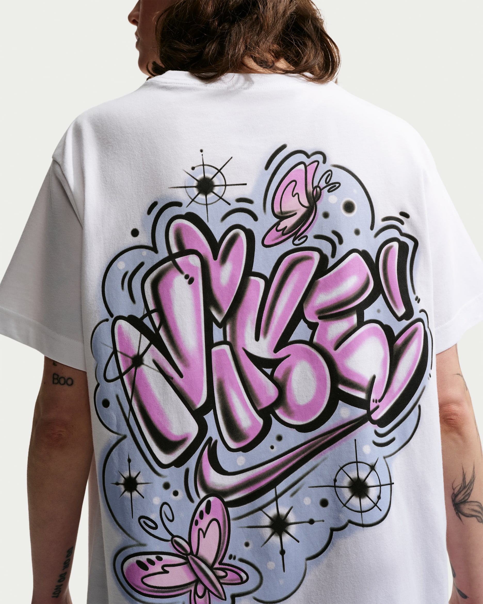 Nike Sportswear Classic Women's Oversized T-Shirt. Nike.com